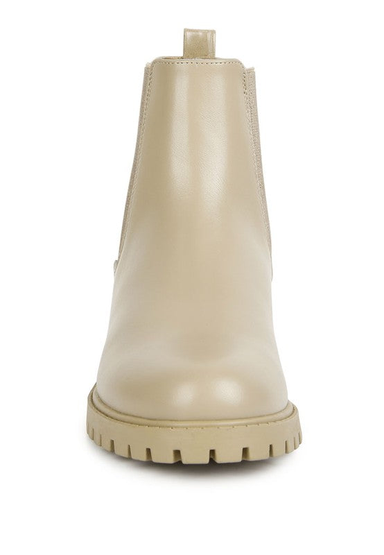 Croc Texture Back Chelsea Boots