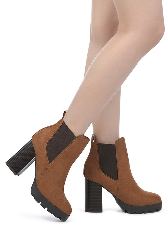 BLOCK HEELED BOOTS