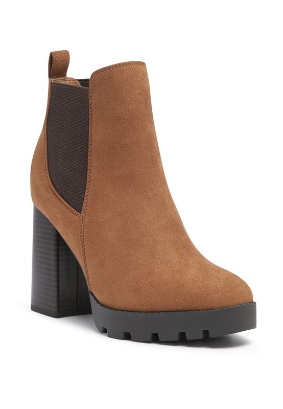 BLOCK HEELED BOOTS