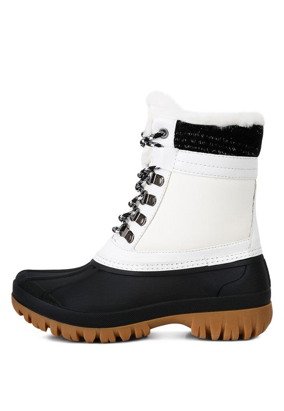 Fur Collar Contrasting Lug Sole Boots