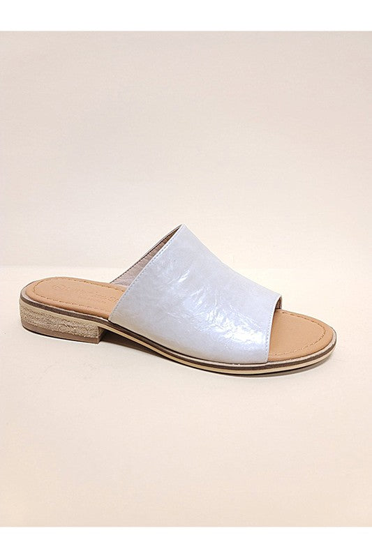 SLIDE SANDALS